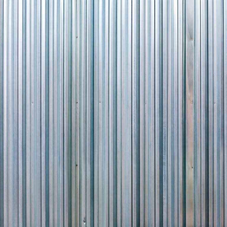 Pressure Washing aluminium siding